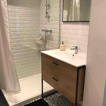 T2 50m2 3*,centre Ville,calme,lumineux Charme *